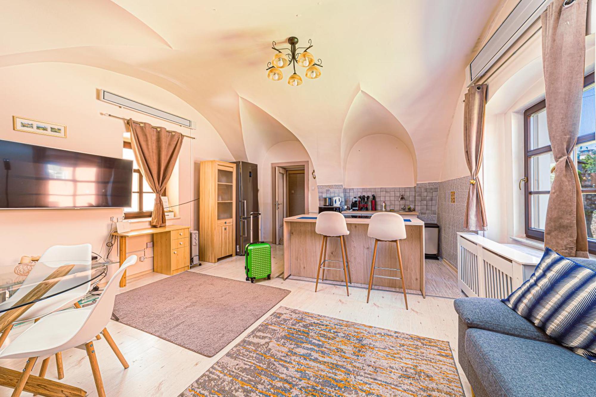 Komló Apartman - Stefan Kőszeg Exterior foto